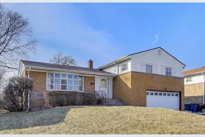 1640 Channing Court, Melrose Park, IL 60160 - Photo 3