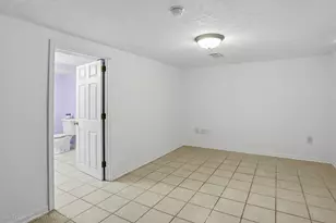 2357 Caton Farm Rd, Crest Hill, IL 60403 - Photo 7