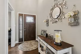 539 Sudbury Cir, Oswego, IL 60543 - Photo 3