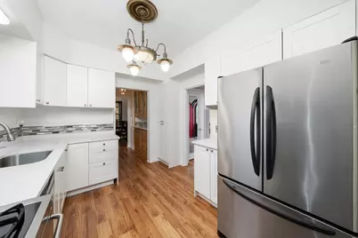 9209 S Hoyne Avenue, Chicago, IL 60643 - Photo 11