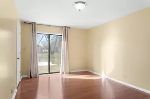 217 Juniper Cir, Streamwood, IL 60107 - Photo 15