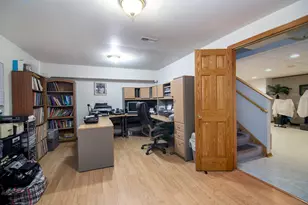 321 Royal Oak Dr, Steger, IL 60475 - Photo 29