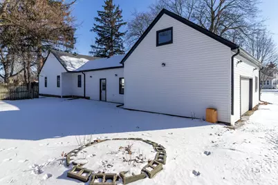 7604 N 2nd Street, Machesney Park, IL 61115 - Photo 9