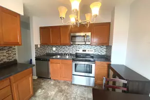 18W268 Standish Ln, Villa Park, IL 60181 - Photo 7