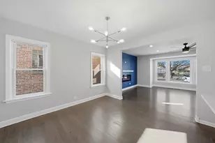 9527 S Woodlawn Ave, Chicago, IL 60628 - Photo 7