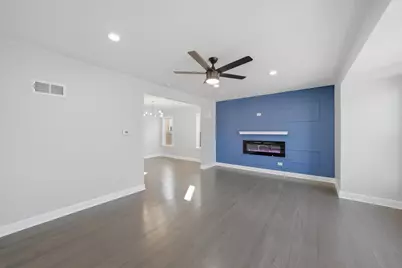 9527 S Woodlawn Avenue, Chicago, IL 60628 - Photo 5