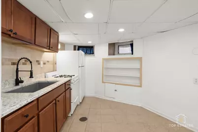 19 S 4th Avenue #A, Saint Charles, IL 60174 - Photo 3