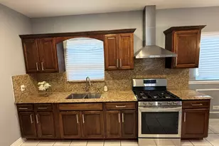 2133 W 71st St, Chicago, IL 60636 - Photo 13