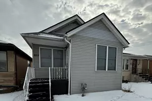 2133 W 71st St, Chicago, IL 60636 - Photo 1