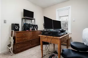 1908 Melrose St, Rockford, IL 61103 - Photo 23