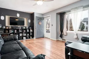 1908 Melrose St, Rockford, IL 61103 - Photo 7