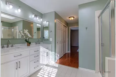 275 Saddle Back Road, Vernon Hills, IL 60061 - Photo 21