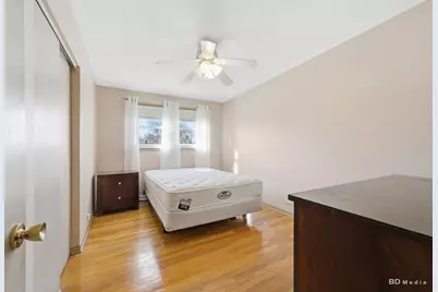 10228 S Kenneth Avenue, Oak Lawn, IL 60453 - Photo 11