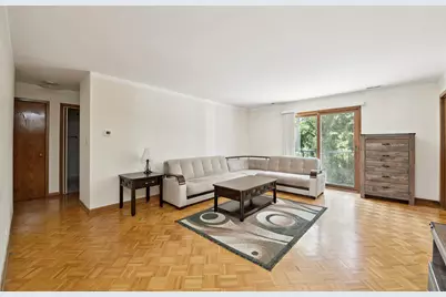 3207 N Pontiac Avenue #2S, Chicago, IL 60634 - Photo 3