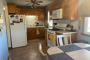 19 Capri St, Streator, IL 61364 - Photo 5