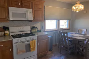 19 Capri St, Streator, IL 61364 - Photo 9