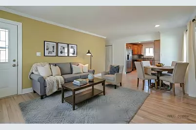 222 Prospect Avenue, Mundelein, IL 60060 - Photo 3