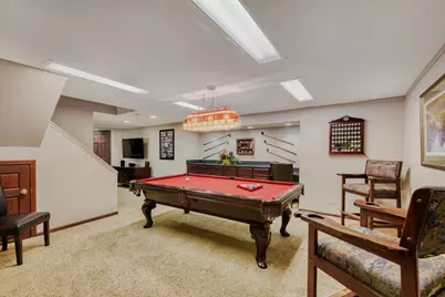 3881 Bordeaux Drive, Hoffman Estates, IL 60192 - Photo 31