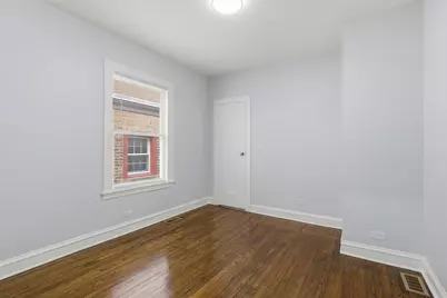 2950 N Lowell Avenue, Chicago, IL 60641 - Photo 15