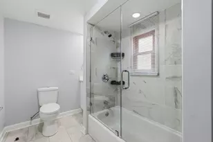 2950 N Lowell Ave, Chicago, IL 60641 - Photo 27