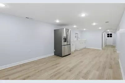 2950 N Lowell Avenue, Chicago, IL 60641 - Photo 33