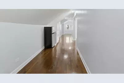 2950 N Lowell Avenue, Chicago, IL 60641 - Photo 29