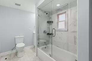2950 N Lowell Ave, Chicago, IL 60641 - Photo 25