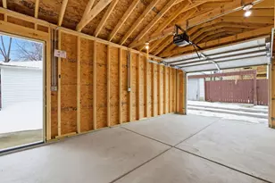 2950 N Lowell Ave, Chicago, IL 60641 - Photo 43