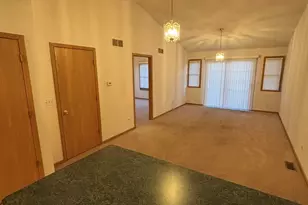 5837 Fieldstone Trail, McHenry, IL 60050 - Photo 7