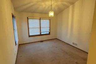 5837 Fieldstone Trail, McHenry, IL 60050 - Photo 11