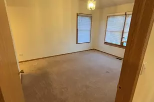 5837 Fieldstone Trail, McHenry, IL 60050 - Photo 9