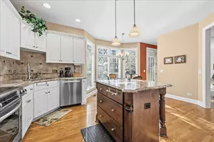 1427 Cress Creek Ct, Naperville, IL 60563 - Photo 11