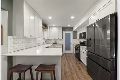 35 Cloverdale Lane, Schaumburg, IL 60194 - Photo 7