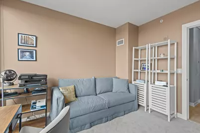 1570 Elmwood Avenue #1111, Evanston, IL 60201 - Photo 19