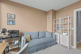 1570 Elmwood Ave, Evanston, IL 60201 - Photo 23