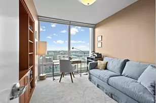 1570 Elmwood Ave, Evanston, IL 60201 - Photo 21