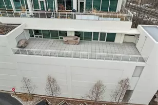 1570 Elmwood Ave, Evanston, IL 60201 - Photo 27