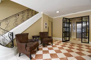 33 E Cedar St, Chicago, IL 60611 - Photo 3