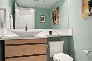 161 E Chicago Ave, Chicago, IL 60611 - Photo 13