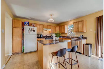 1114 Kylemore Court, Joliet, IL 60431 - Photo 9