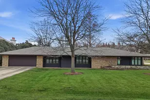 901 S Burton Pl, Arlington Heights, IL 60005 - Photo 5