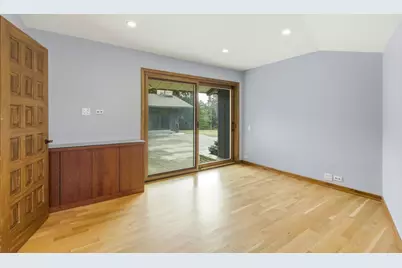 901 S Burton Place, Arlington Heights, IL 60005 - Photo 21