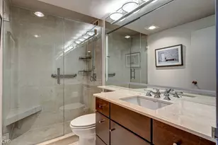 88 W Schiller St, Chicago, IL 60610 - Photo 23