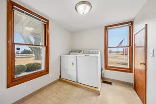 11N455 Tower Rd, Hampshire, IL 60140 - Photo 23