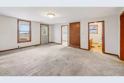 11N455 Tower Road, Hampshire, IL 60140 - Photo 9