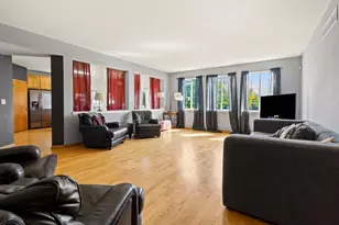 7720 Mossheather Dr, Joliet, IL 60431 - Photo 7