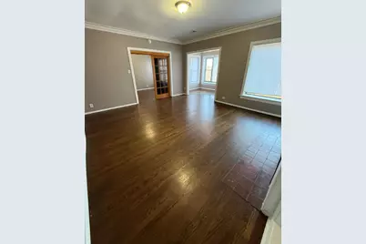 609 E 60th Street, Chicago, IL 60637 - Photo 3