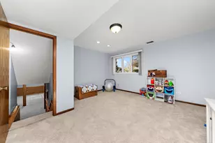 8125 Elizabeth Ave, Orland Park, IL 60462 - Photo 15