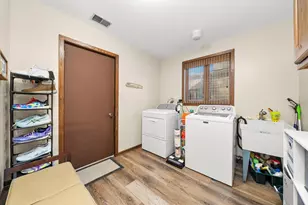 8125 Elizabeth Ave, Orland Park, IL 60462 - Photo 25