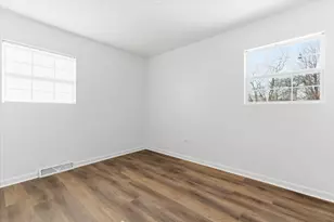 1526 Ridgeway Ave, Round Lake Beach, IL 60073 - Photo 13